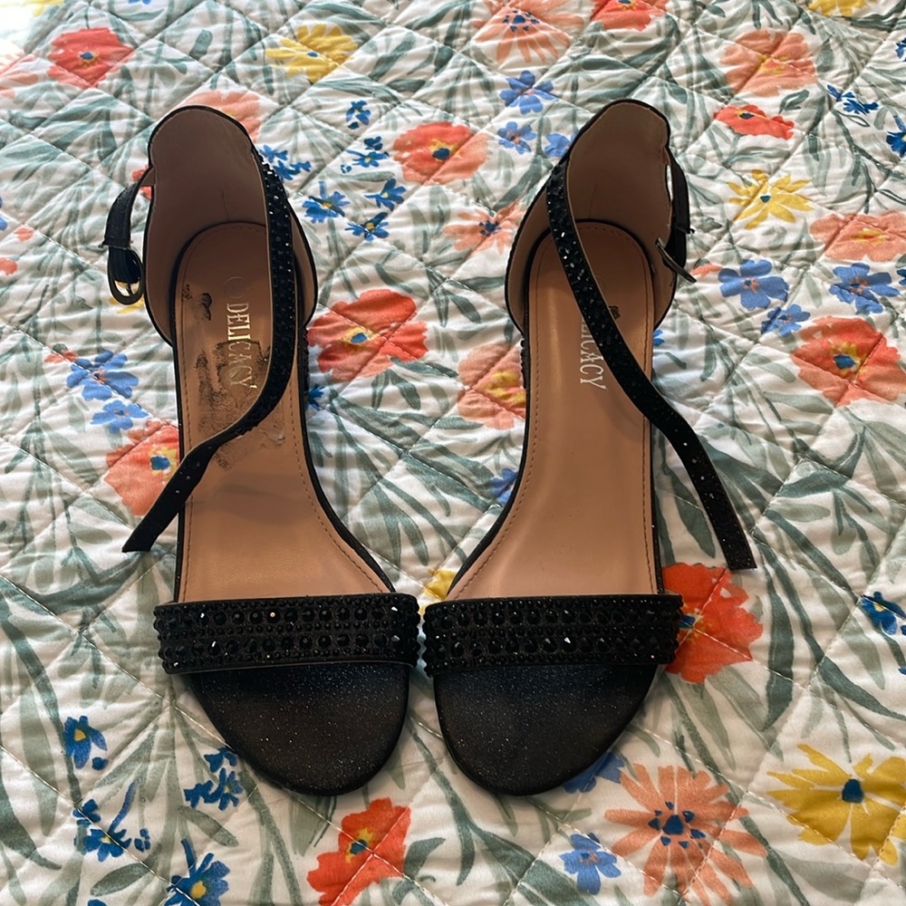 Black Diamond Heels With Sparkles Size 6